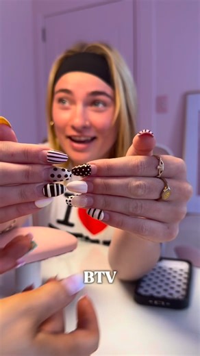 Gloss Nails (Leila Tunno) on Instagram: "Princess treatment from consult to Sabrina Carpenter nails 💅💗 @siennaajohnston #nailtok #sabrinacarpenter #nailconsultation #clientreaction #princesstreatment Sabrina Carpenter nails inspo princess treatment nail set celebrity manicure nail consultation client reaction funny boyfriend paid for nails nail tech life behind the scenes glossy gel nails luxury manicure clean girl nails pop girl aesthetic main character energy nail transformation before and a