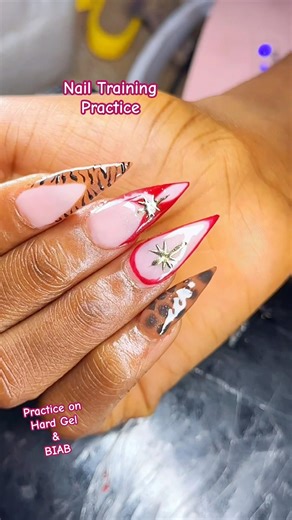 Nail Training on Hard Gel and BIAB