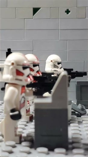 Star Wars Stop Motion Day 7, Clones vs Super Battle Droids. #lego #legostopmotion #starwars