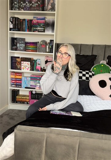 Top 10 Must-Read Authors in MM Romance Books