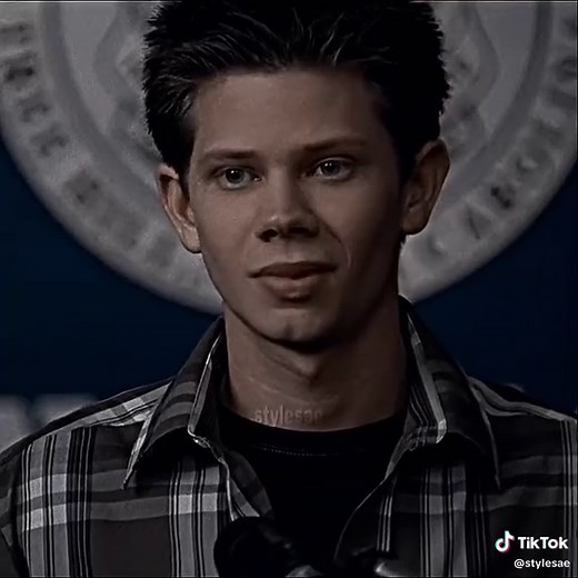 One Tree Hill: Celebrating Genuine Friendships
