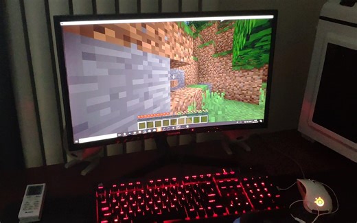 震惊！14岁少年用python编出直播弹幕玩MC Minecraft