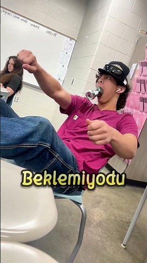 GIRL'S FACE EXPRESSION TELLS EVERYTHING❗😂 (@bissell75 / TT)