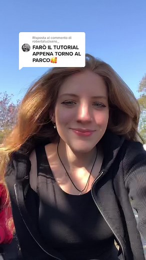 Tutorial Ghirlanda: Creazione di una Decorazione Florale