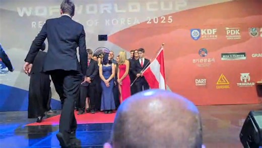 WDF World Cup 2025 Der WDF World Cup 2025 geht allmählich zu Ende, zum Abschluss steht natürlich das traditionelle Galadinner an! Team Austria hat sich dafür natürlich wieder schick gemacht, um die Republik Österreich auch hier würdig zu vertreten. Und nachher wieder gefeiert, denn wir haben allen Grund dafür! #dartssport #darts #dartsplayer #dartsport #dartscommunity #WDF2025 #WDF #WDFDarts #dartswdf #oedvdarts #oedv #oedvyouth #Sports #sportaustria #wdfworldcup #worldcup #worldcup2025 | Österr