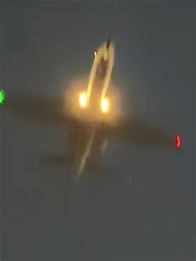 Aliens pretending to be a airplane ✈️ part 2 video by @Sean #orb #ufo #alienstage #alien