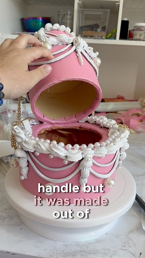 How I made this absolutely adorable cake purse!!!!!! And how you can make one too! This will be such a fun summer bag for family events that will get them all talking 🥰 I loved how cute this came out and would love to see others make one too! #cake #cakepurse | Sarah Hambly