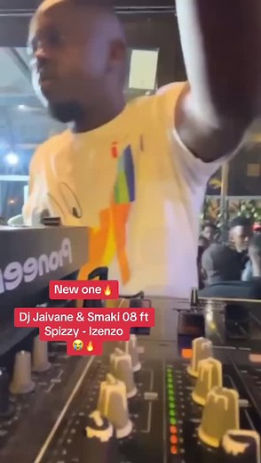 DJ Javane & Smak 8ft Spikey - Izenzo Live Performance
