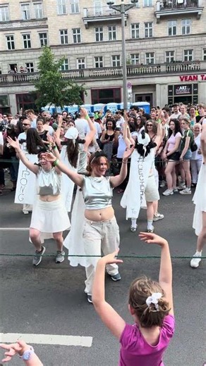 One of the best street festivals in Berlin 🇩🇪🎉
