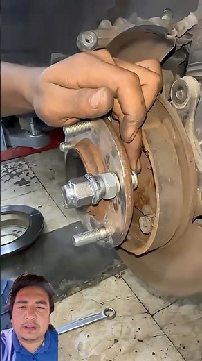 How to change a damaged lug nut without removing the wheel bearing #mechanics #cars #workshop