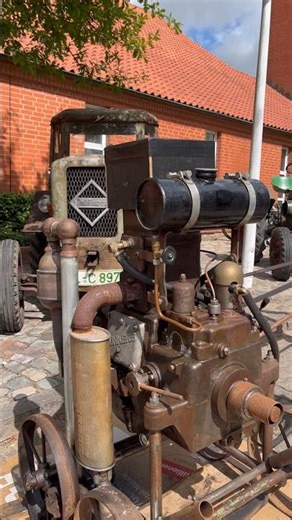 Junkers Gekenkolbenmotor