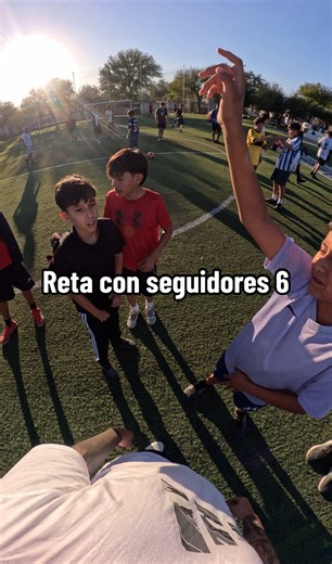 Reta con seguidores 6, docenas de ustedes jugando retas con nosotros. Más de tres horas de puras retas 😱 #futbol #portero #comedia #fyp #fypシ