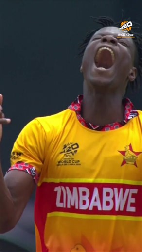 Josh Inglis is taken out of the action early with a well-taken grab from Tashinga Musekiwa 👌 #T20WorldCup broadcast details 👉 https://www.icc-cricket.com/tournaments/mens-t20-world-cup-2026/news/all-the-broadcast-details-for-icc-men-s-t20-world-cup-2026 | ICC - International Cricket Council