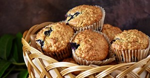 Quick and Healthy: Blueberry Oat Muffins for Busy Mornings