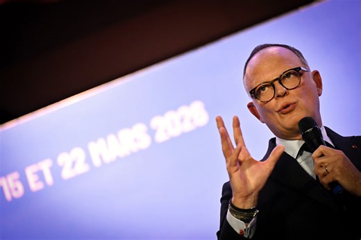 Municipales: Édouard Philippe sur scène au Havre, la présidentielle en arrière-plan