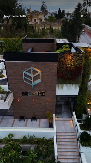 Reset with warm cosy vibes and our brand-new seasonal dishes. View our menu and book your table #breathemarbella | Breathe Marbella