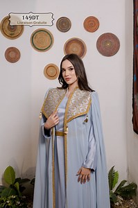 🔥🔥Retour de stock 🔥🔥 Abeya et fond de robe 149 dt livraison gratuite avec une foulard à 12 dt❤️ taille standard tlabess tous les tailles wes3a avec une ceinture pour marqué la taille ❤️ pour passer une commande envoyer nom et prénom adresse et numéro téléphonique ou bien appelez le 51108208❤️ | Lamassat by Maha