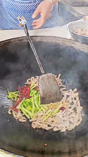 Stir-Fried Pork with Bitter Melon: A Taste of Rural Life
