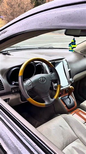 Keys Locked in Lexus: How to Open? 🔑🚗 #lexuslovers