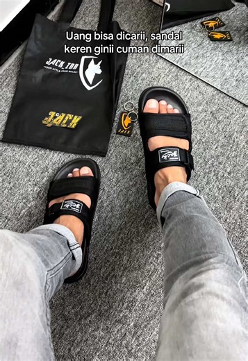 Sandal slide 🔥 #sandalslide #sandalmurah #sandalkeren #sandallebaran #ramadhanekstraseru