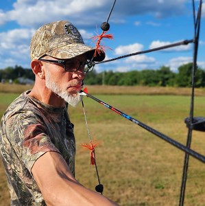 Couple added variables in today's reps.. the wind was whipping alil.. then I got done and was looking for my glasses 🧐 to realize they was on my face 🤓... when I got them I couldn't figure out the bifocal to shoot, apparently its not a big problem anymore, in fact I was wondering why my pins where so clear 😂😂 Flying Arrow Archery Elite Archery #elementseriesarrows #jupiterlightednocks #glasses #archery #backyard #reps | Chris Hall