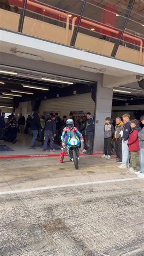 🏁 ¡La nueva OHVALE GP7 ya está en el Campeonato de Cataluña de Velocidad! 🔥 Con la misma GP7 podrás competir también en campeonatos nacionales. 💪 Soporte oficial de la FCM 🛠 Asistencia en carrera de ETG Racing 👨‍🔧 Equipo técnico en paddock 🔄 Servicio de cambio de neumáticos gratuito 🚀 Una moto. Dos campeonatos. | ETG Racing