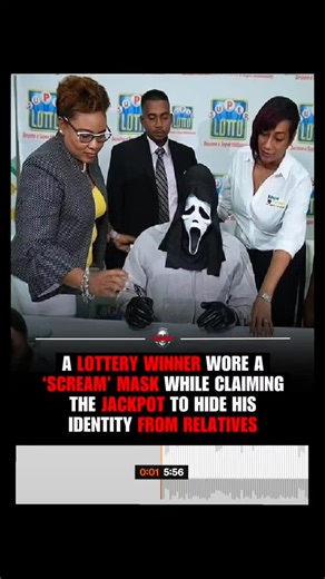 Pdabarber on Instagram: "Back when me & Domino nem was doing internet🎙radio. At any given minute a freestyle could happen #internetradio #PoquitoSabor #freestyle"