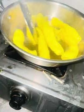 Aaj fir se bnye fry pole #viralshort #minivlog #momos #vlog #shortvideo #streetfood #yogeshvlogs1