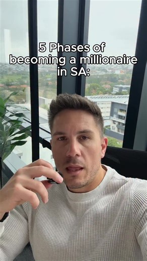 Here are the 5 phases of becoming a millionaire in South Africa. If you’re anxious due social media that makes you feel like you’re behind with your life, then this is for you. Phase 1, in your 20s, you’re always broke but learning. The average person makes R12,000 to R25,000 a month. You’re learning skills and figuring out how money works. Phase 2, your 30s, thats when you seriously hustle. Thats when you’ve worked your way up in a company. You partner strategically or go out on your own. Phase