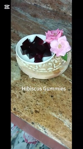 #CapCut Hibiscus Beauty Gummies For Radiant Skin! #hibiscusglow#radiantskin#beautyboost#glowfromwithin# Recipe 4 hibiscus tea bags 500mls boiled water 75mls cold water 3 Tbsp grass fed gelatin Honey to taste Method Allow tea bags to steep in boiled water and brew for a few minutes. In a separate glass jug, add cold water and whisk gelatin, add tea to the gelatin mixture, add honey and give it a whisk. Pour into moulds and allow to chill in the fridge for 2 hours. Please give this a try and let m