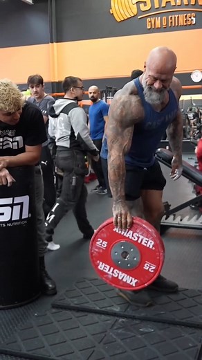 2.3M views · 9.5K reactions | Bodybuilders try to flip 25kg  #hissy | Hissy.0 | Facebook