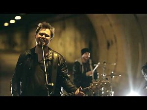 Dancing On My Own - Robyn (Covered by The Lockhearts)