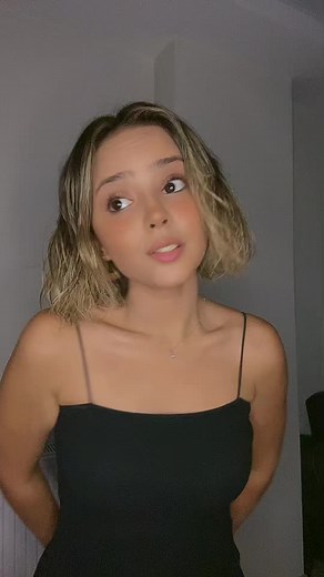 Expressive Hand Gestures for Effective Communication