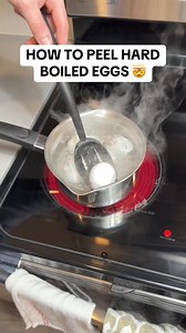 312K views · 822 reactions | This is the easiest way to peel your hard-boiled eggs 讀 #hometips #kitchenhacks #kitchentips #lifetips #lifehacks #doityourself | Amin Tips | Facebook