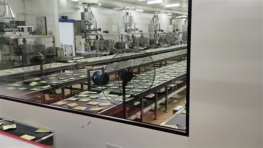 How Atomrobot's Delta Robots Revolutionize Packaging | Mora Shao posted on the topic | LinkedIn