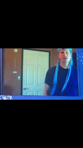 they found me in the woods cause i was raised by wolves (ders rap) #workaholics #andersholm #andersholmvik