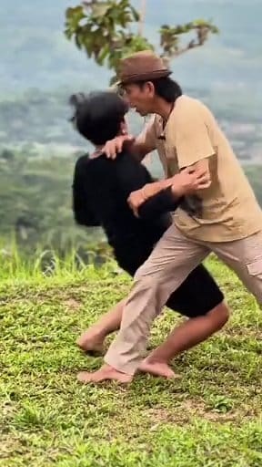 8.1K reactions · 63 shares | Menunggu akan lebih efektif | Arif Rahmansyah | Facebook