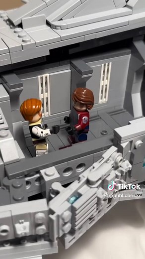 UCS Venator V2 - Republic Bricks