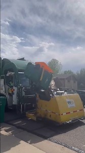 Waste management vs a overfilled recycle bin #garbagetruck #wastemanagement #prodriver #recyle