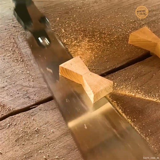 1.3M views · 5.1K reactions | Building a Walnut Table with Butterfly Joints #walnutwood #tabledesign #butterflyjoints #liveedge | Mokong TV | Facebook