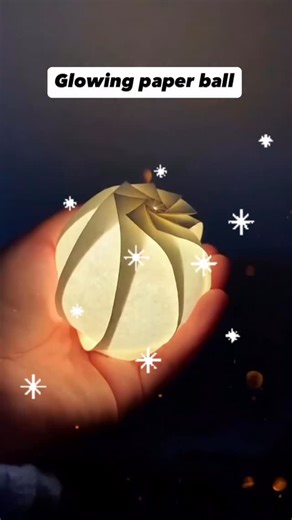 21 reactions | ✨ DIY a glowing paper ball that actually sparkles! This origami light-up ball is super fun, super magical, and way easier than it looks. Fold it, pop it open, switch on the glow — and ta-da! A tiny paper lantern of happiness. Come give it a try! ✨ #OrigamiDIY #ReelsTutorial #CraftsForFun #DIYCrafts #Handcrafts #DIYProjects #PaperMagic #GlowingCrafts #FunForKids #CraftyMoms | Jenny Yan | Facebook