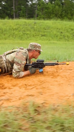 Depend on each other, survive together. Buddy team tactics live-fire is an essential component of Infantry One Station Unit Training as it prepares #Soldiers for the dynamic and unpredictable nature of combat, where teamwork and quick decision-making are crucial for success. *Trainees go through a dry and blank iteration before moving into live rounds* | U.S. Army Maneuver Center of Excellence