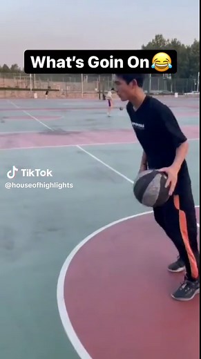 Incredible Basketball Moves from High School Girls