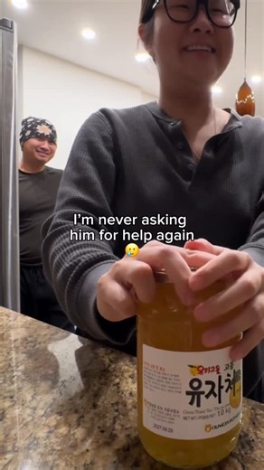 Bunz💛 on Instagram: "@usher this song is on auto-repeat"