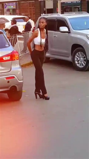 Someone caption thiiis 🥹 #runwaymodels #modelspace