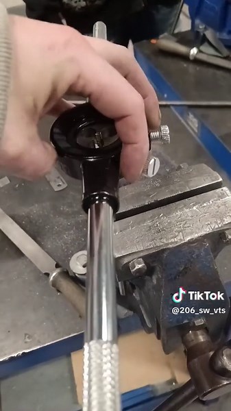 Another week at collage this time its fab work #fyp #fabrication #collagelife #learning #pinhammer #cars #mechanic #newskills