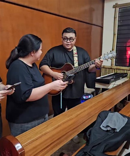 1st night of Mama. When everyone is gone, serenade mama. Thursday mass 4pm 6pm 7pm | Candy Pangilinan