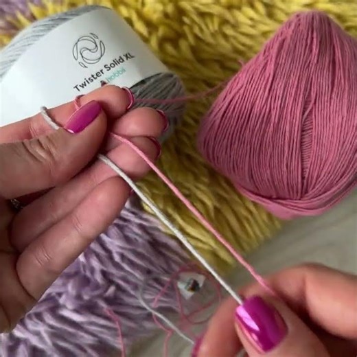 Twister Solid XL Yarn from Hobbii