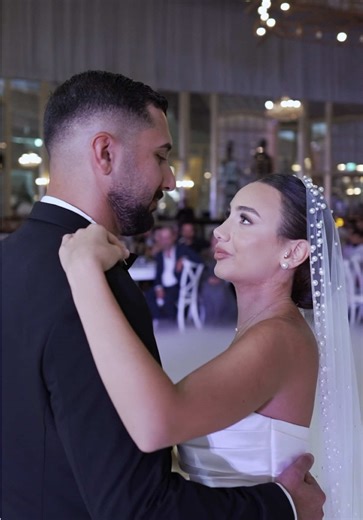 Unforgettable Wedding First Dance Moments