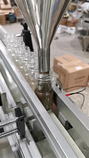 Pepper filling machine | Henan Cyril Machinery Equipment Co.,LTD